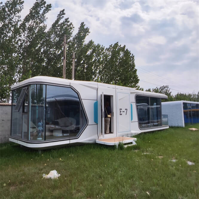 Space Capsule Mobile Home Bed Hotel Cabin Prefabricated Modular Container Small Capsule Room With Kitchen and Bathroom